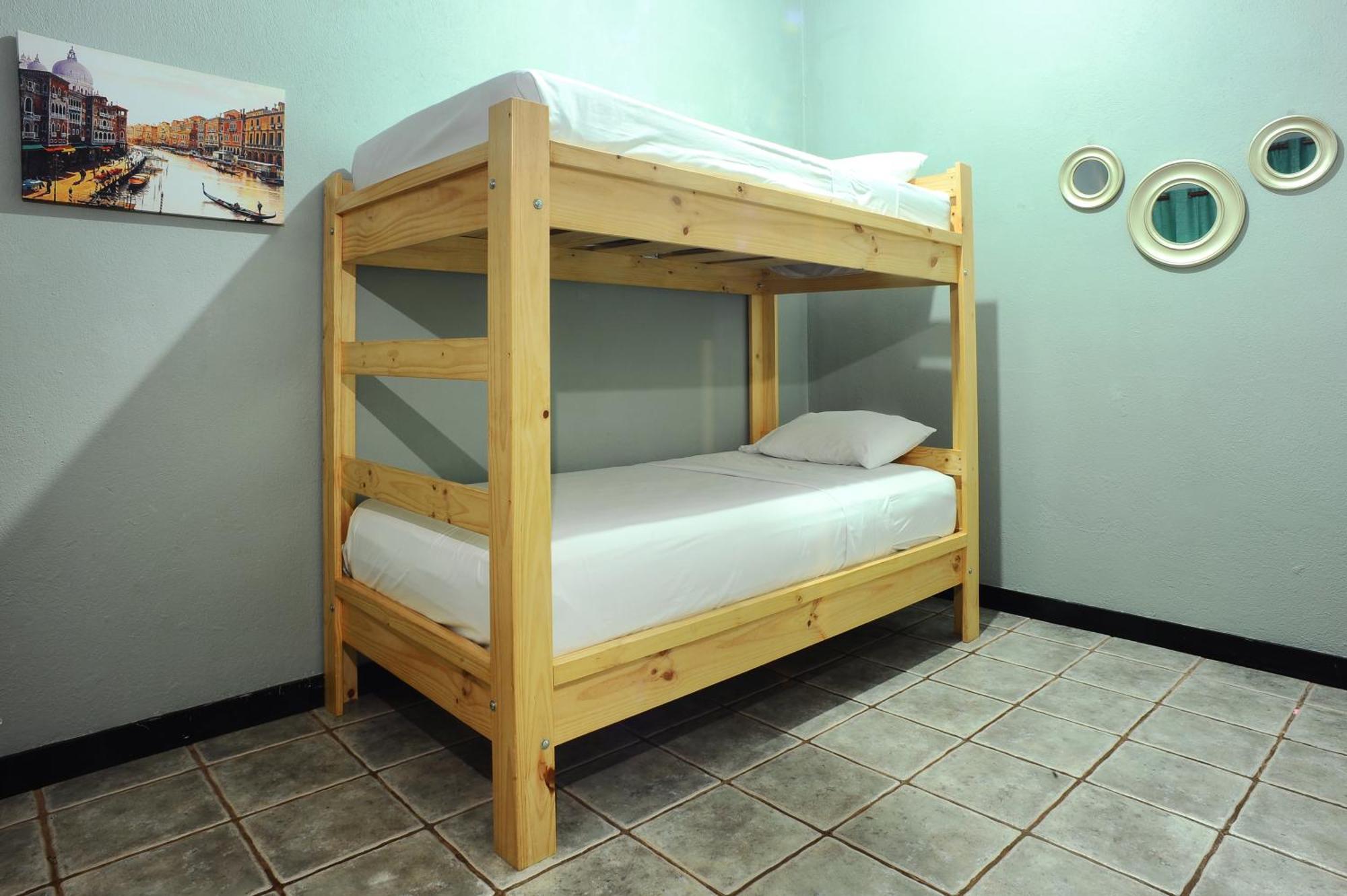Private Fully Furnished Home At Wide Mouth Frog Hostel קפוס מראה חיצוני תמונה