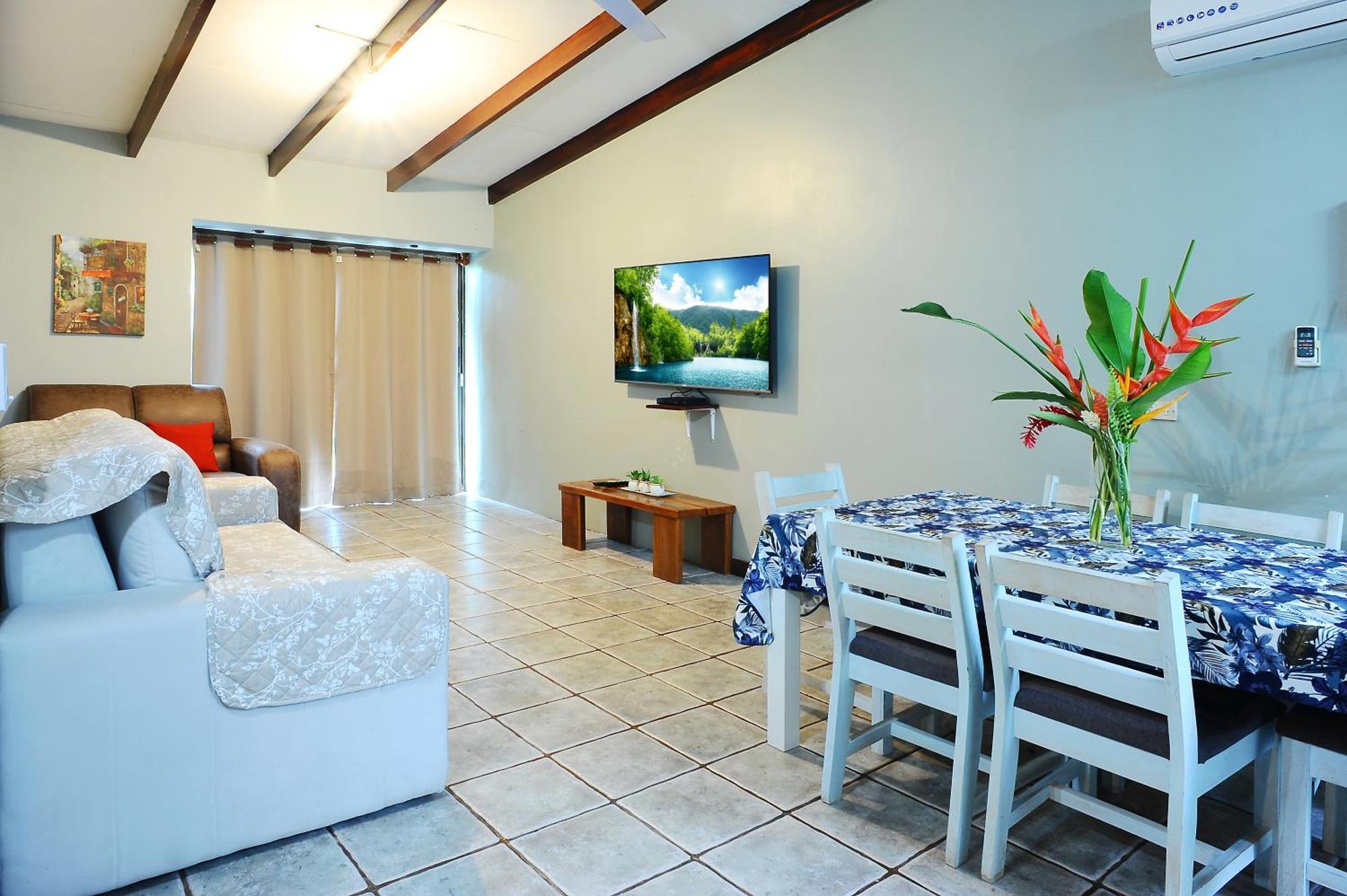 Private Fully Furnished Home At Wide Mouth Frog Hostel קפוס מראה חיצוני תמונה